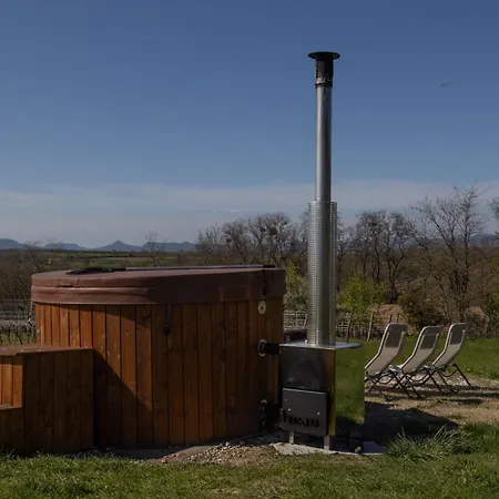 펜션 Balatoni Preshaziko